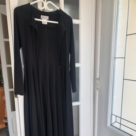 Long black cardigan - Picture 8 of 11